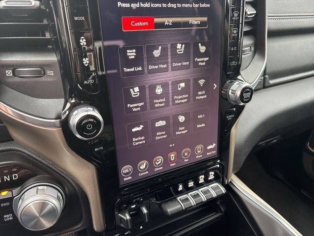 RAM 1500 Laramie Crew Cab SWB 4WD 2019