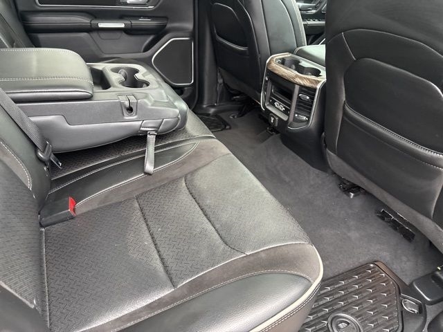 RAM 1500 Laramie Crew Cab SWB 4WD 2019