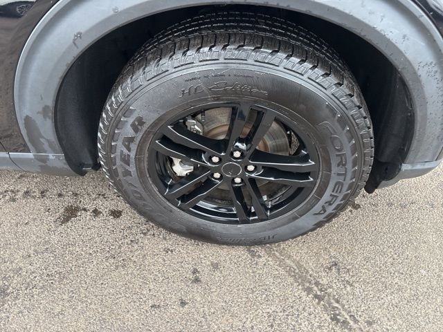 Ford Explorer XLT AWD 2023