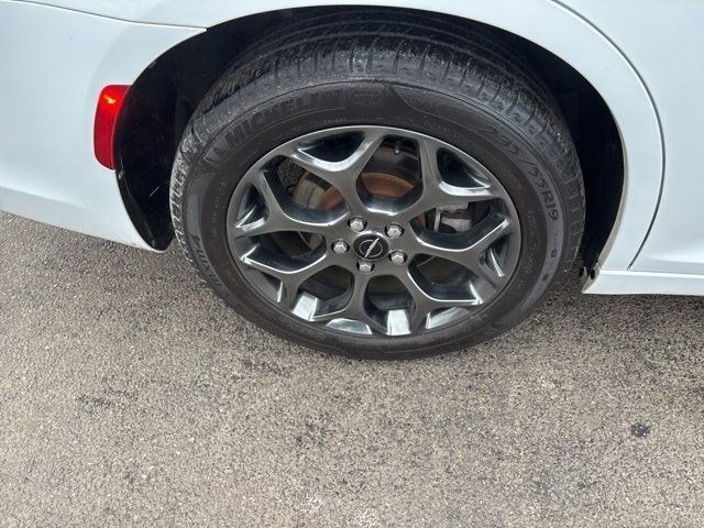 Chrysler 300 S V6 AWD 2017