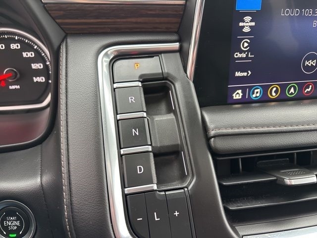 Chevrolet Suburban High Country 4WD 2021