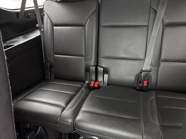 Chevrolet Suburban High Country 4WD 2021