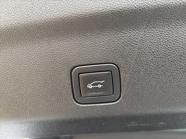 Chevrolet Suburban High Country 4WD 2021