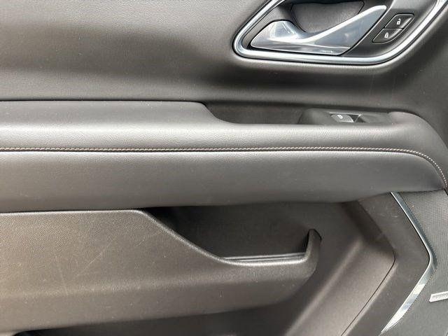 Chevrolet Suburban High Country 4WD 2021