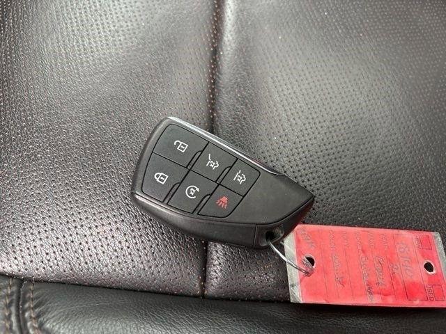 Chevrolet Suburban High Country 4WD 2021