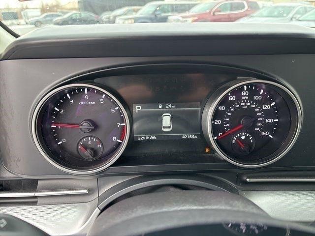 Kia Carnival LX 2024