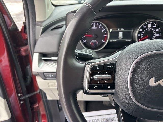 Kia Carnival LX 2024