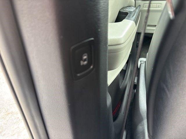 Kia Carnival LX 2024