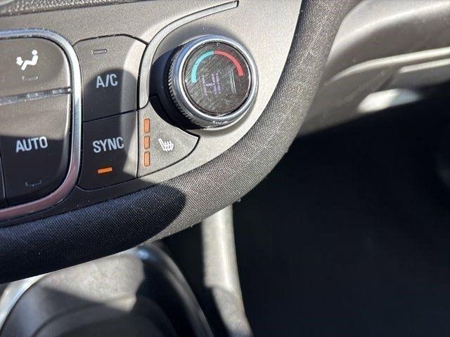 Chevrolet Malibu  2023