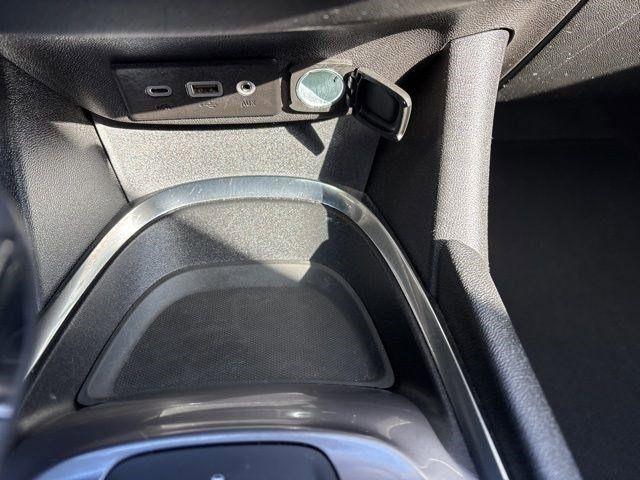 Chevrolet Malibu  2023