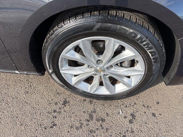 Chevrolet Malibu  2023