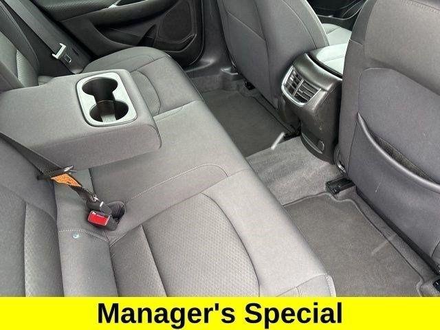 Chevrolet Malibu  2023