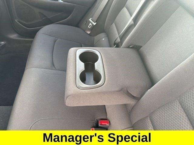 Chevrolet Malibu  2023