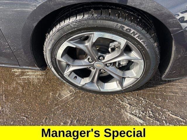 Chevrolet Malibu  2023