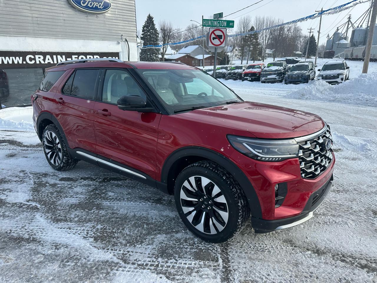 Ford Explorer Platinum AWD 2026