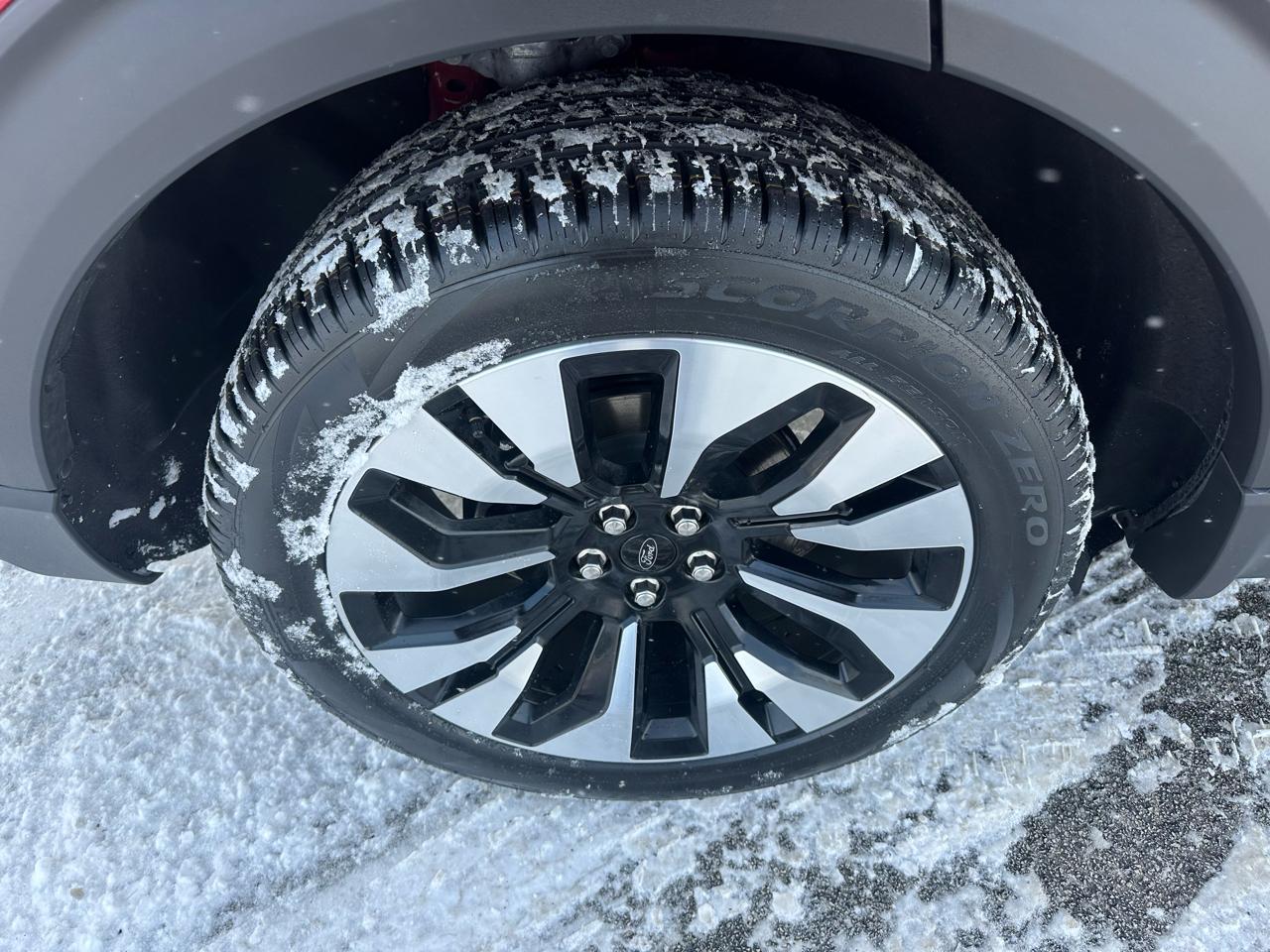 Ford Explorer Platinum AWD 2026