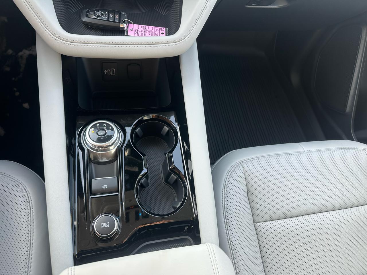 Ford Explorer Platinum AWD 2026