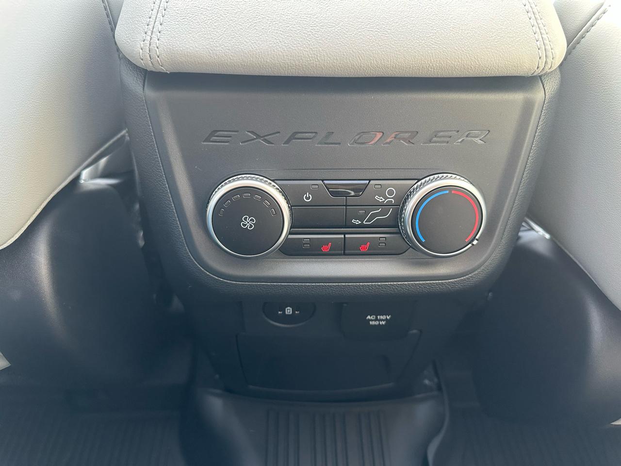 Ford Explorer Platinum AWD 2026