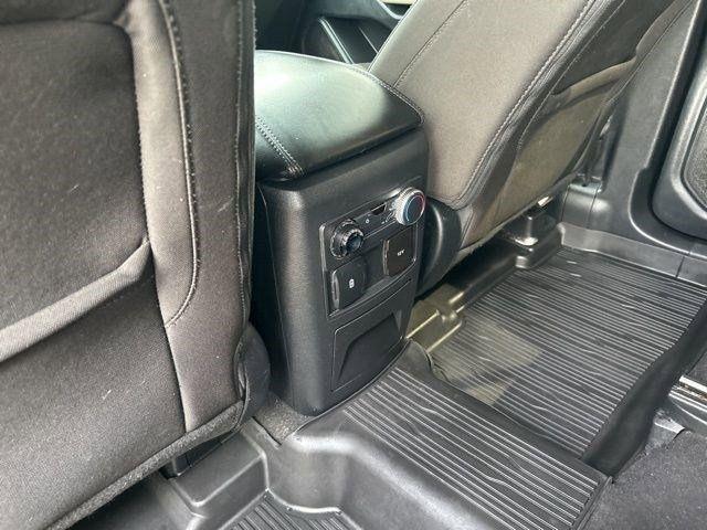 Ford Explorer XLT 2022