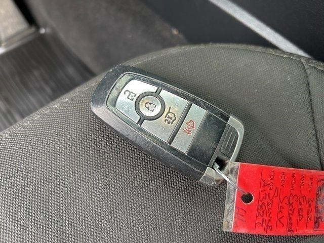 Ford Explorer XLT 2022