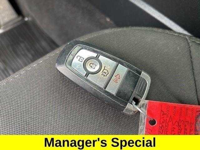 Ford Explorer XLT 2022