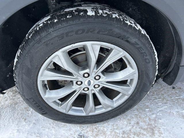 Ford Explorer Limited 2023