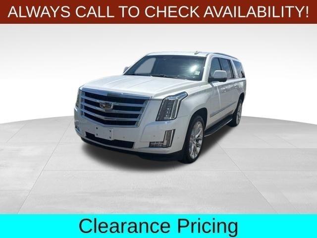 Cadillac Escalade ESV 4WD 4dr Luxury 2018