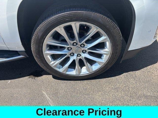 Cadillac Escalade ESV 4WD 4dr Luxury 2018