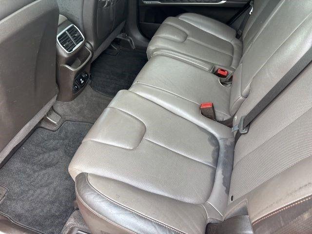 Hyundai Santa Fe Limited 2020