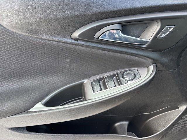 Chevrolet Malibu  2023