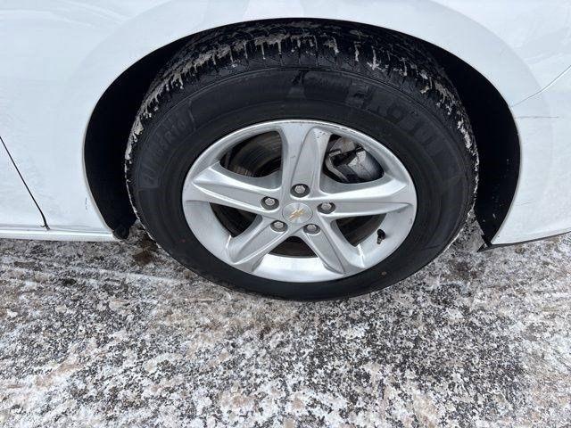 Chevrolet Malibu  2023