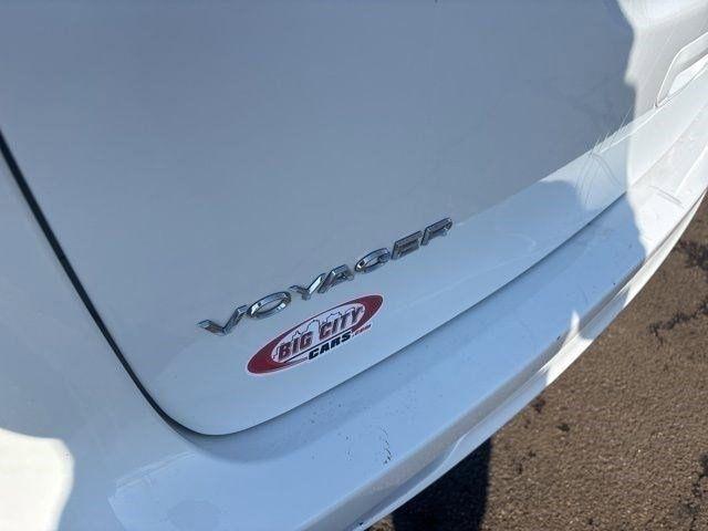 Chrysler Voyager LX 2023