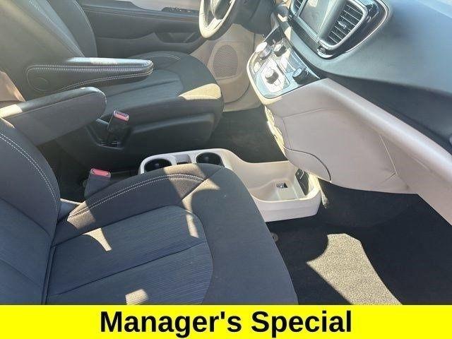 Chrysler Voyager LX 2023