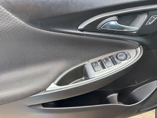 Chevrolet Malibu  2023