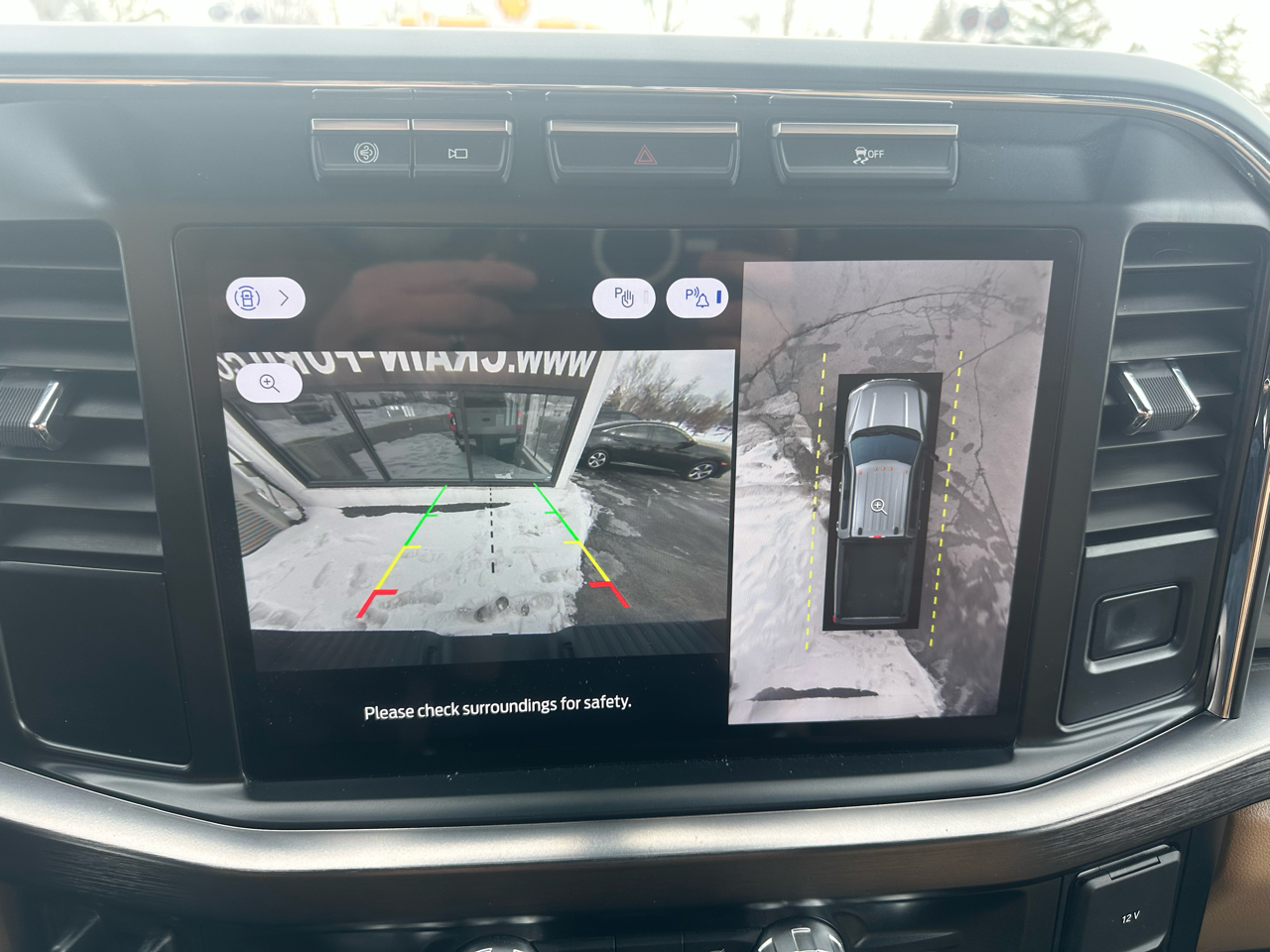 Ford F-250 SD Lariat Crew Cab 4WD 2024