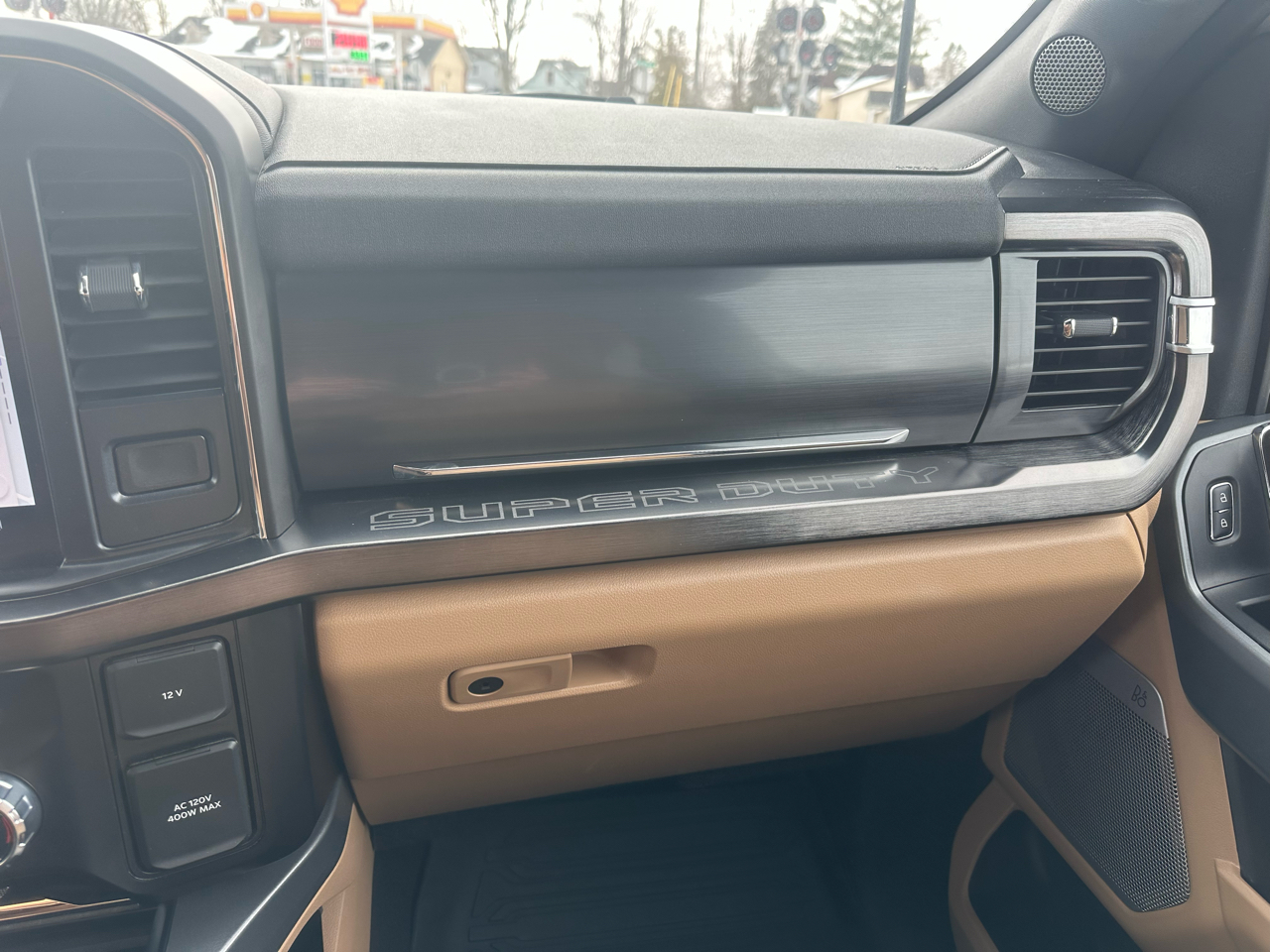 Ford F-250 SD Lariat Crew Cab 4WD 2024