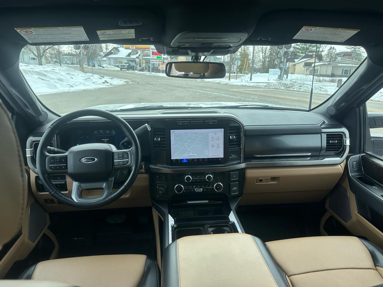 Ford F-250 SD Lariat Crew Cab 4WD 2024