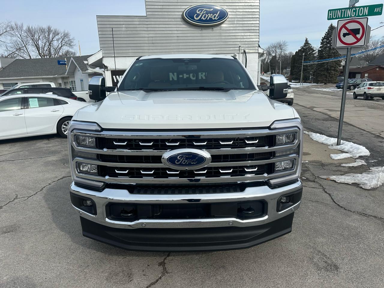 Ford F-250 SD Lariat Crew Cab 4WD 2026