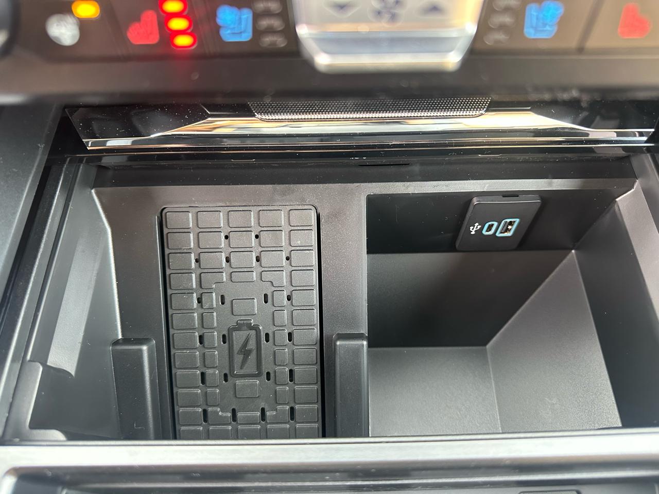 Ford F-250 SD Lariat Crew Cab 4WD 2026