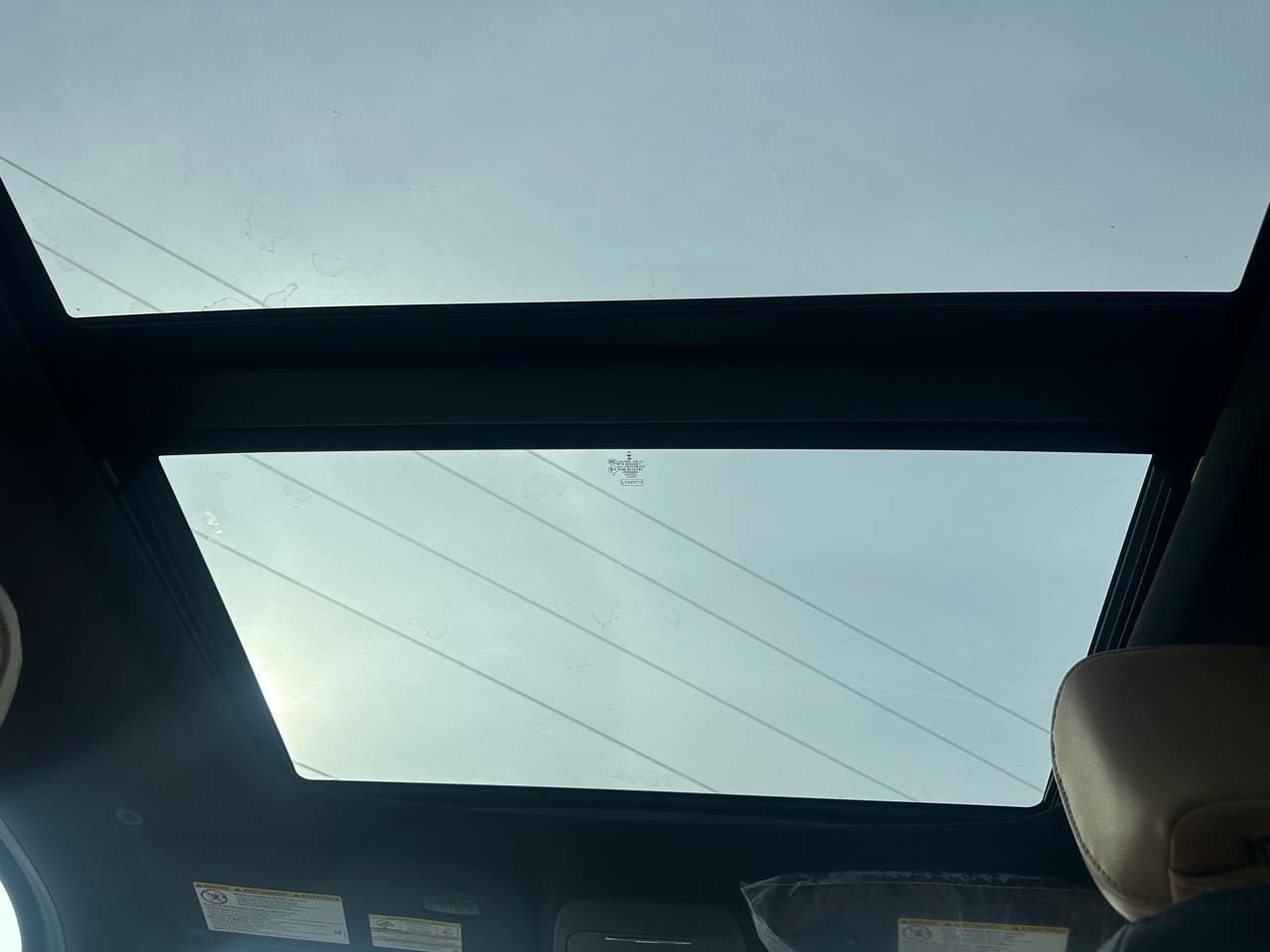 Ford F-250 SD Lariat Crew Cab 4WD 2026