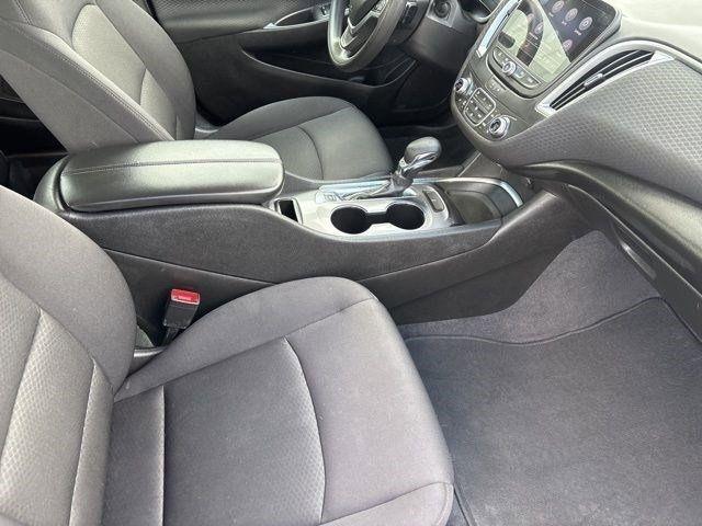 Chevrolet Malibu  2023