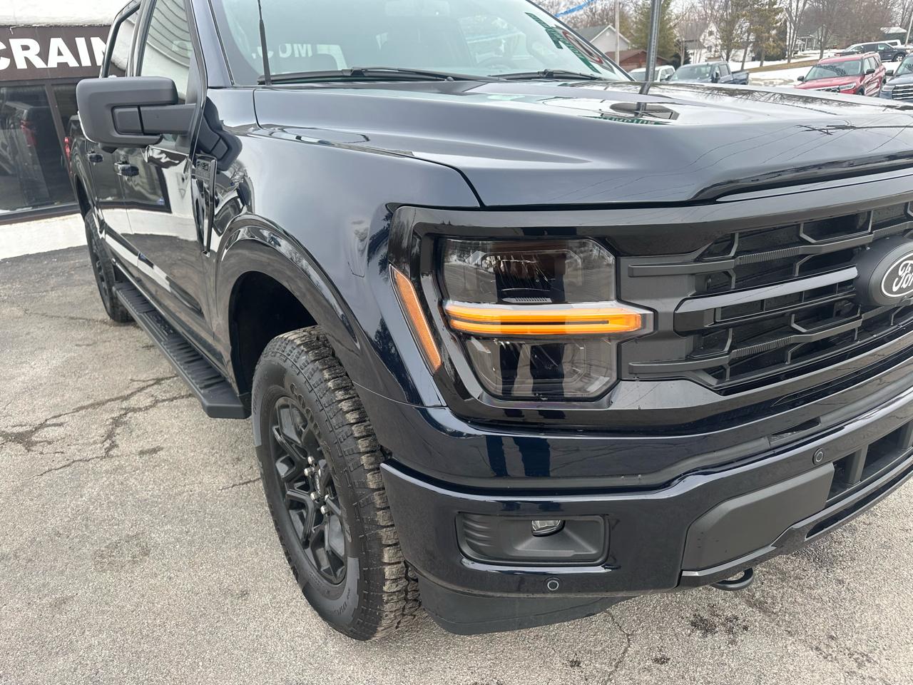 Ford F-150 XLT SuperCrew 4WD 2026