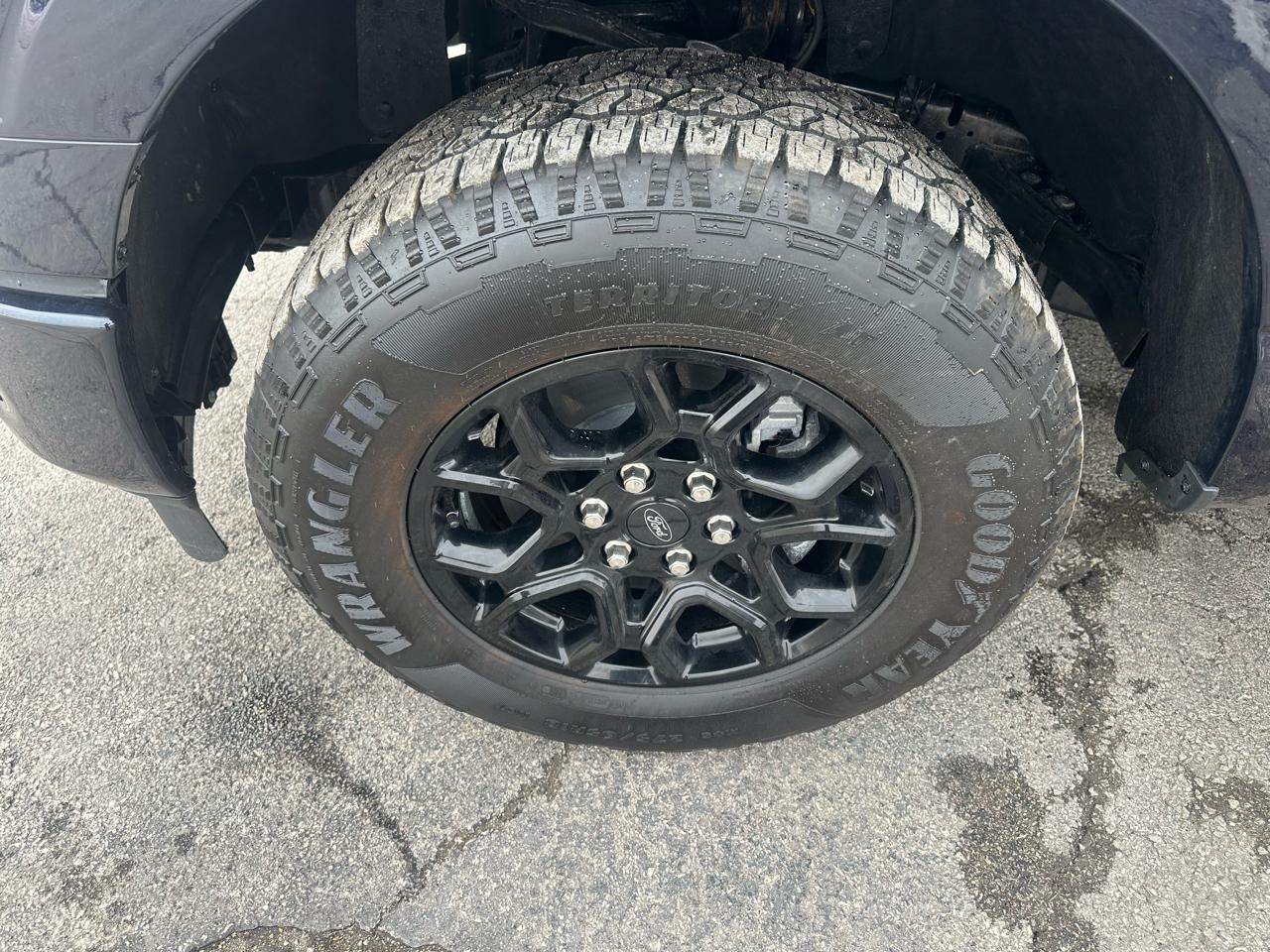 Ford F-150 XLT SuperCrew 4WD 2026