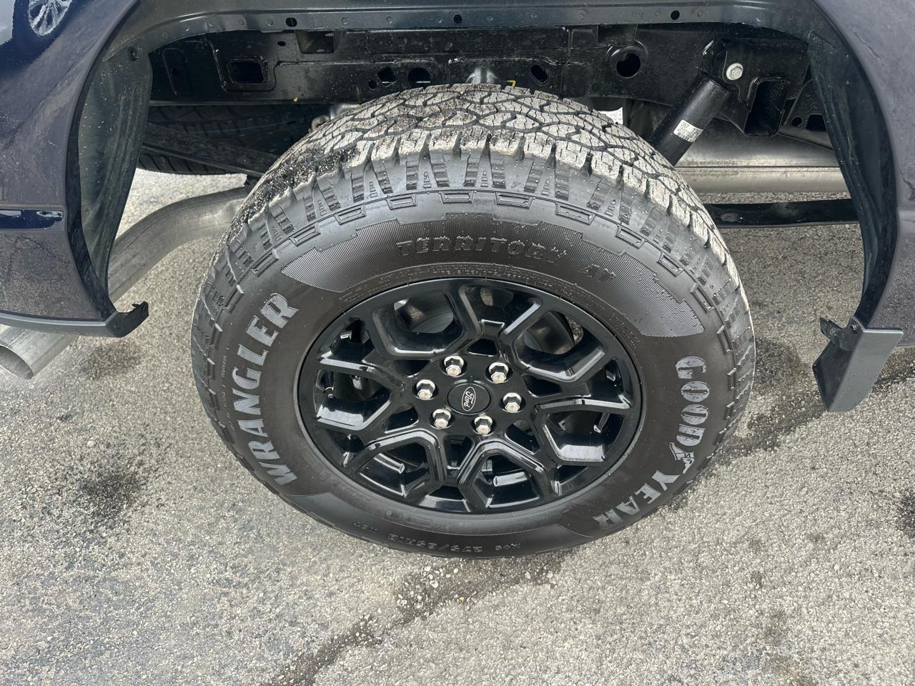 Ford F-150 XLT SuperCrew 4WD 2026