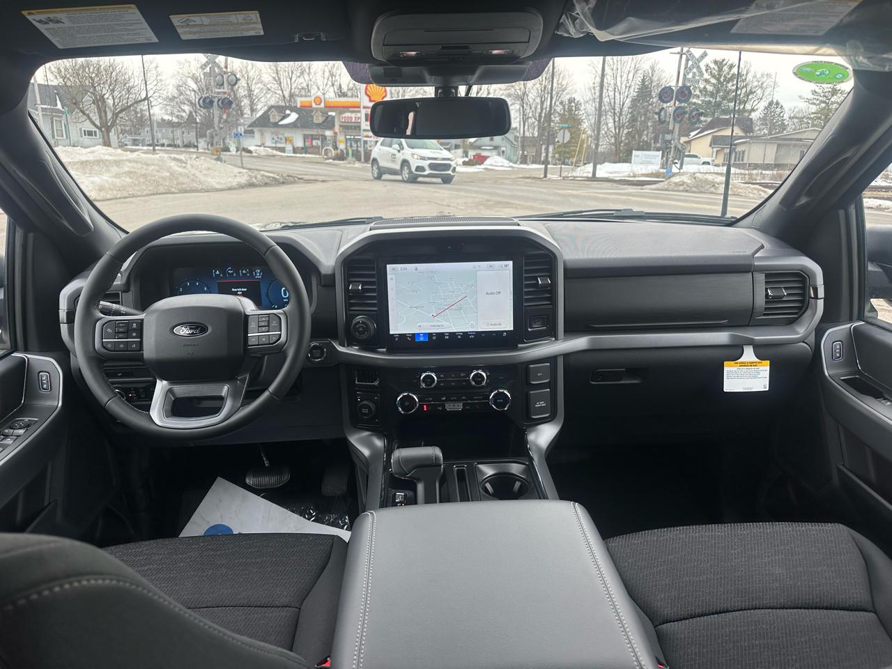 Ford F-150 XLT SuperCrew 4WD 2026