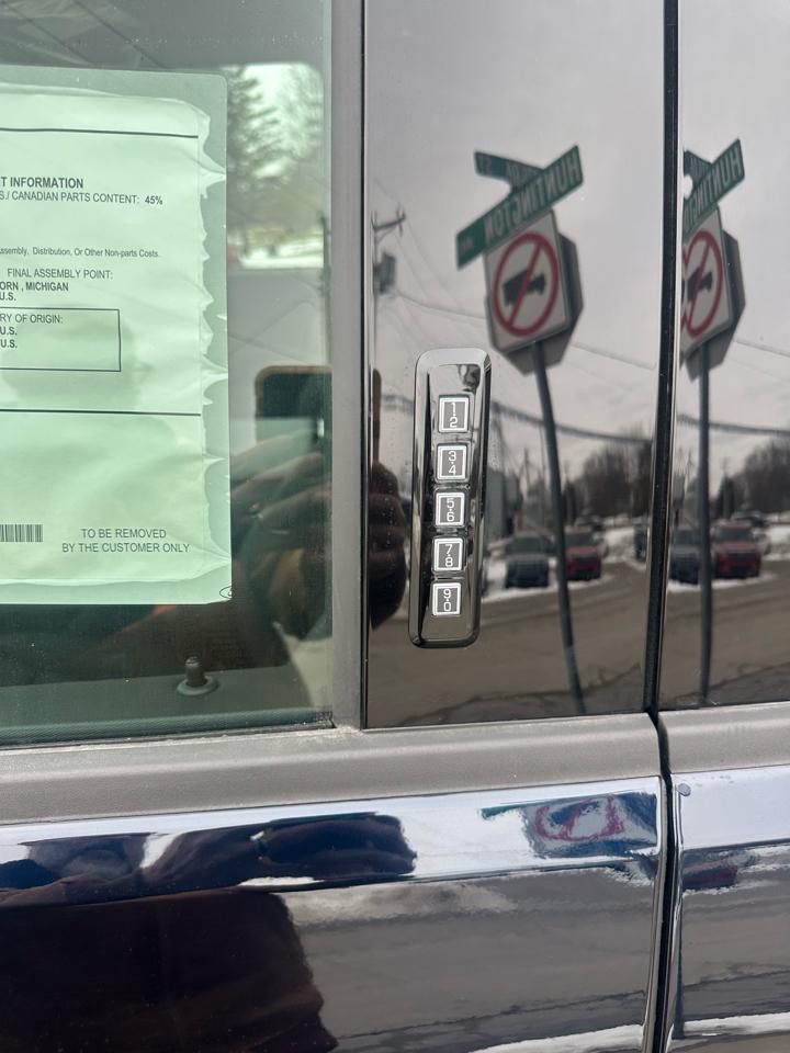 Ford F-150 XLT SuperCrew 4WD 2026