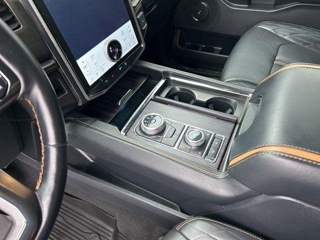 Ford Expedition Platinum 4WD 2023