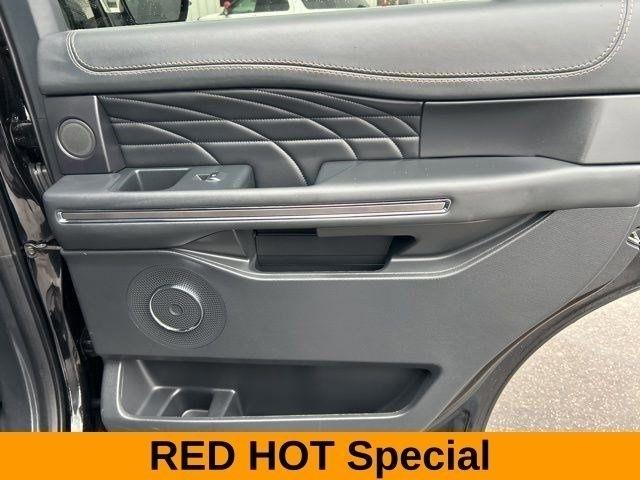 Ford Expedition Platinum 4WD 2023