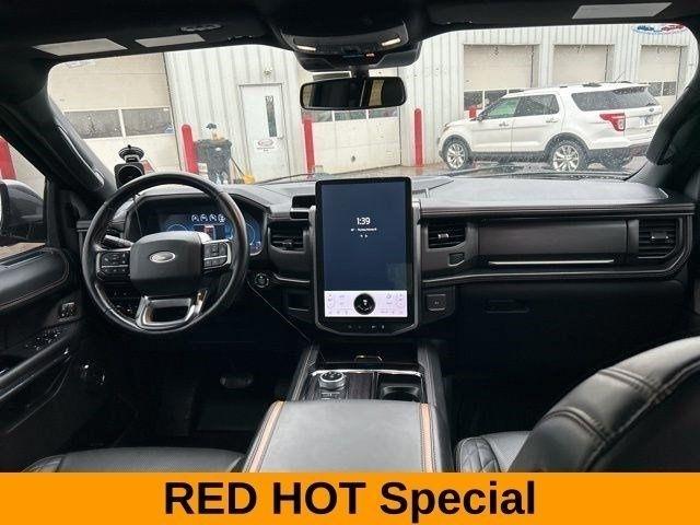 Ford Expedition Platinum 4WD 2023