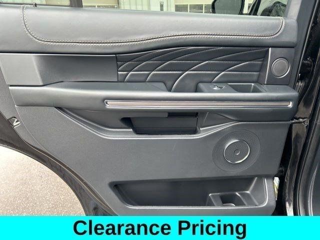 Ford Expedition Platinum 4WD 2023